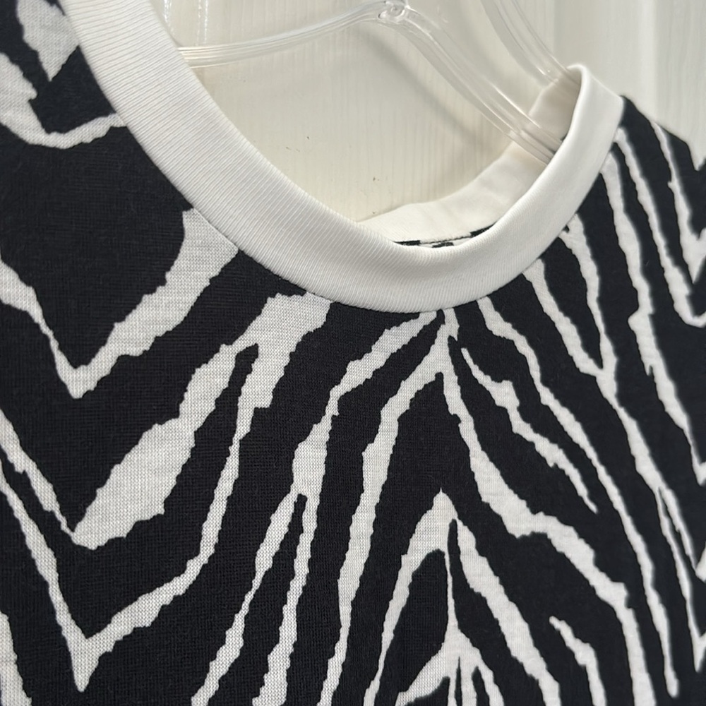 ZYIA Active Black & White Safari Tank Size Small New With Tags! - Picture 4 of 11